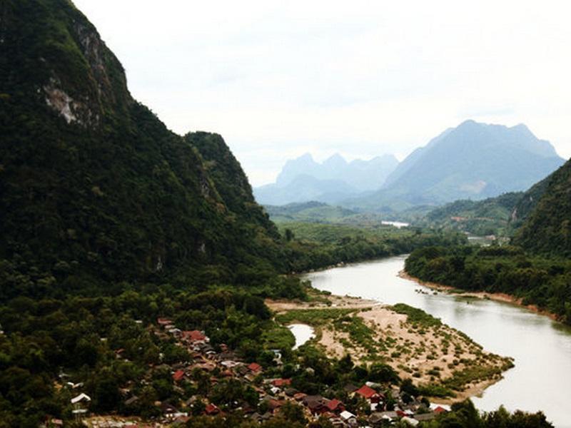 Riverview Bungalows Muang Ngoi Dış mekan fotoğraf